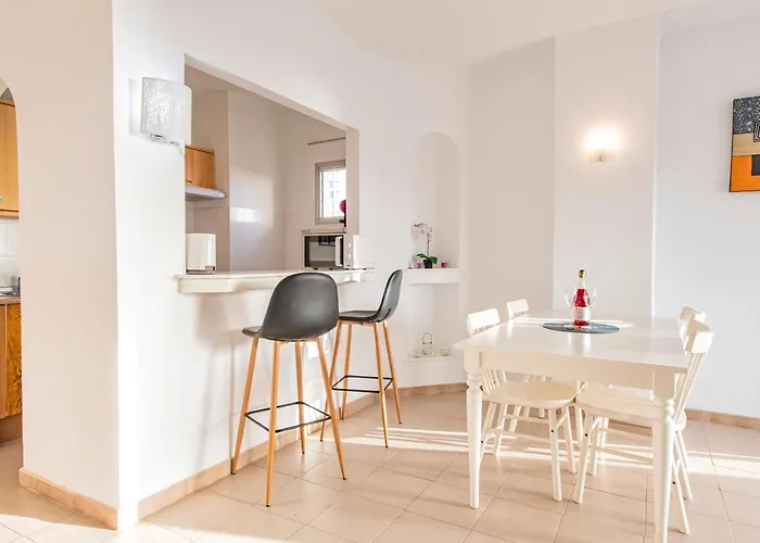 Paradise Apartment