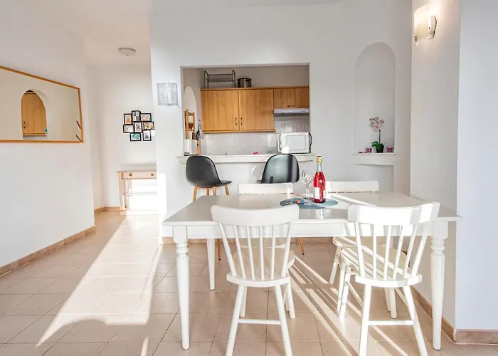 Paradise Apartment